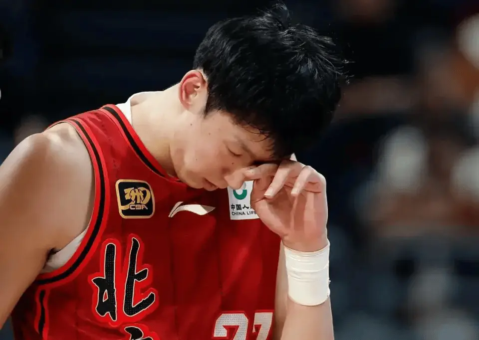 在他眼中或 在他眼中或