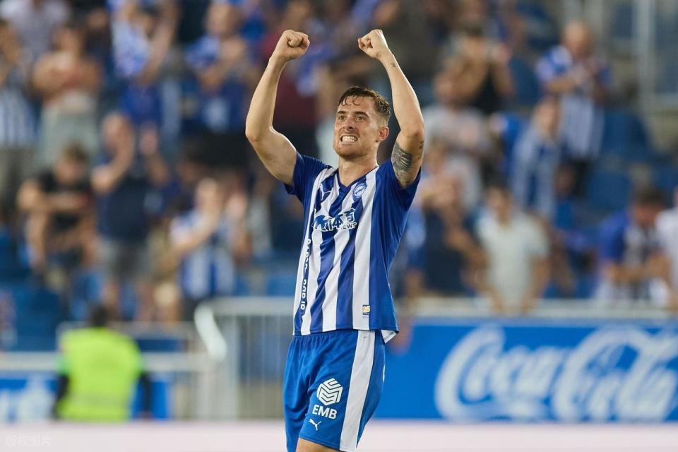 万欧元, ypzrG, 阿莱尼亚在