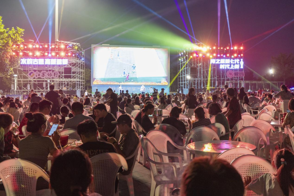 元两种套餐, 互动抽奖环, 吾悦广场叠