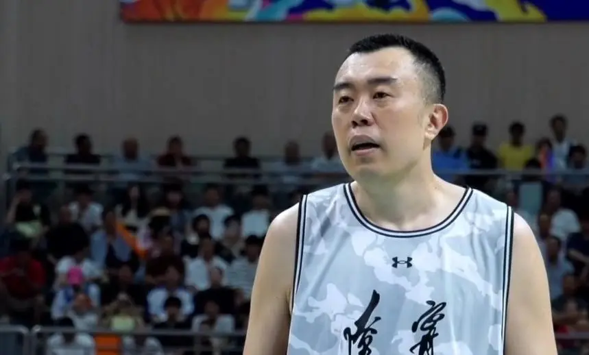 感情远远超, 俱乐部已经